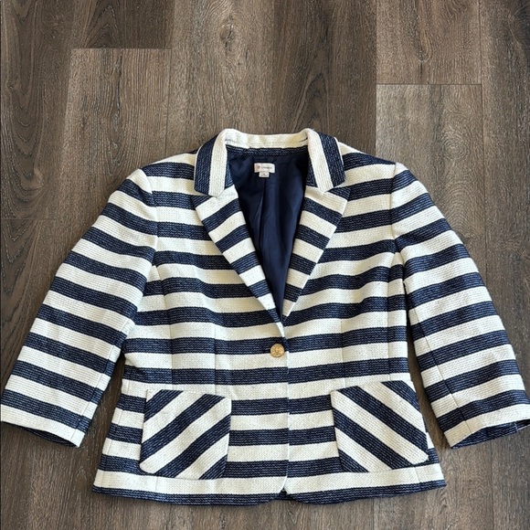 Daniel Cremieux Jackets & Blazers - Cremieux Blazer. Women’s size 12.  Cream and navy blue stripes w/ gold buttons.